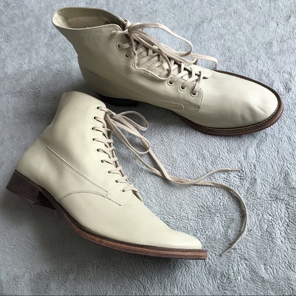The Great. Boxcar Lace-Up Granny Boot Vanilla 9.5 - Picture 1 of 12